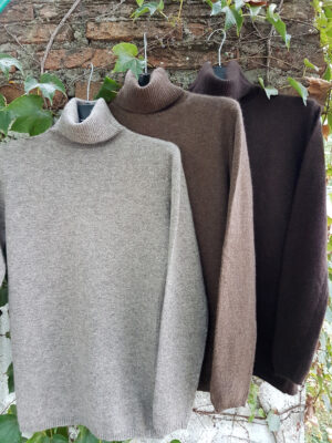 Maglione donna collo alto. 100% lana di Yak. Modello 5-23