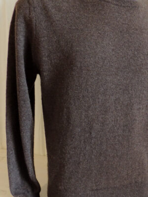 Maglione classico da uomo a girocollo. 100% lana Yak. Modello 4-54